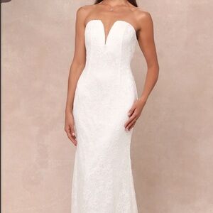 Gorgeous Love
White Lace Strapless
Mermaid Maxi Dress
